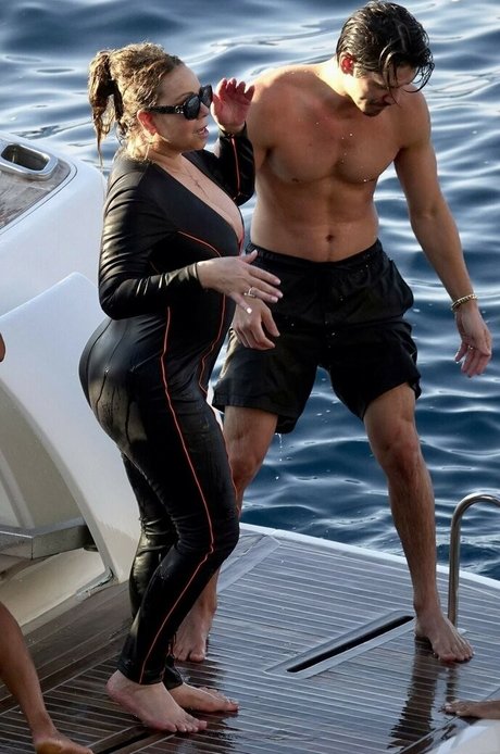 Mariah Carey star top pic