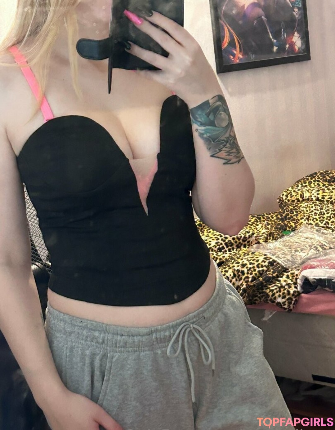 chubby small tits onlyfans sexy nude pic
