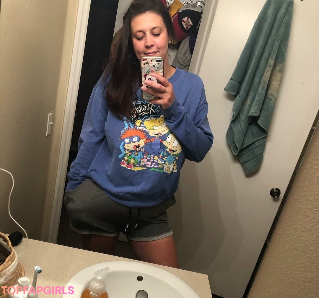 tallnerdywoman star adult pic