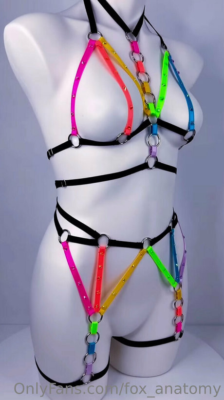 fox anatomy star nude pic