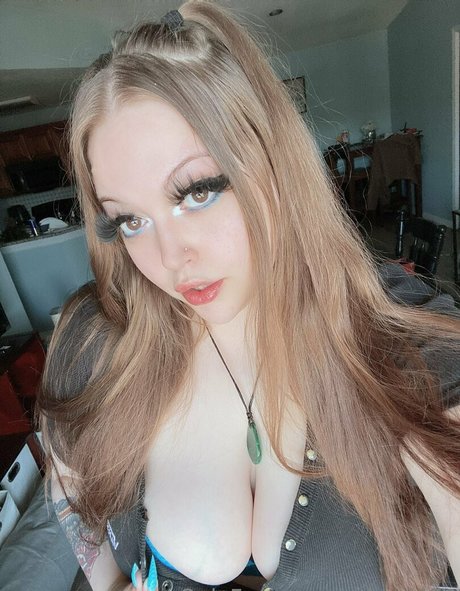 SoloQQ420 pornstar hot pics