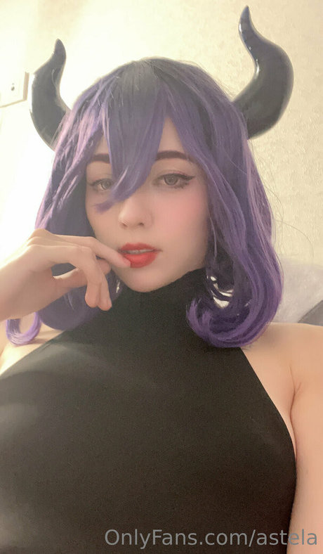 Astela Chan xxx model galleries