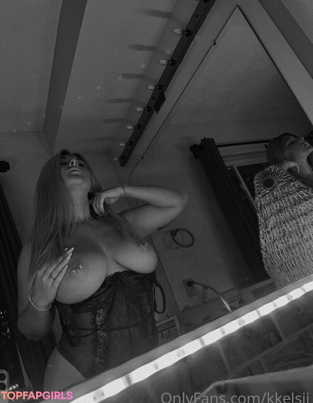 bimbo onlyfans sexy xxx archive