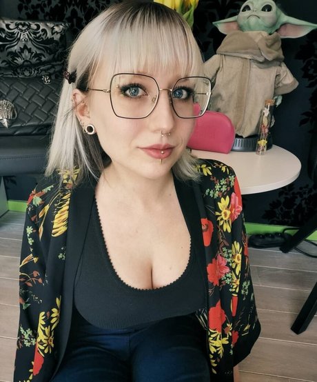 Methvespertine erotic star img