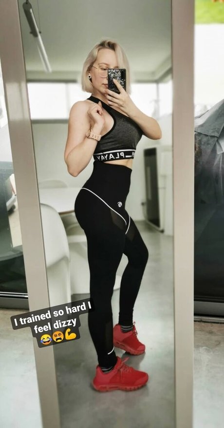 Methvespertine nudes star gallery