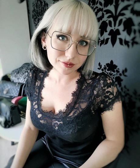 Methvespertine pornstar nude pictures