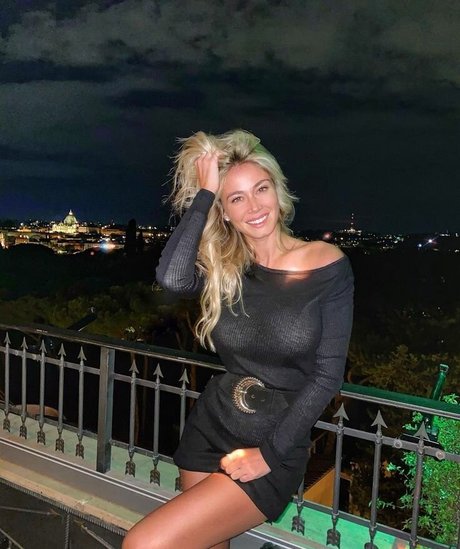 blonde anal onlyfans free naked picture