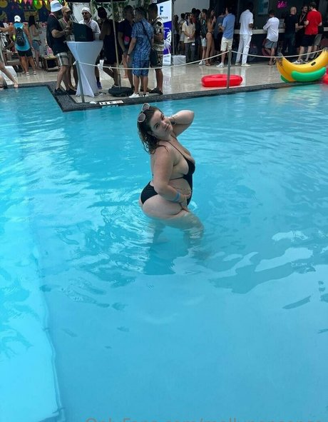 bikini cowgirl onlyfans free xxx archive