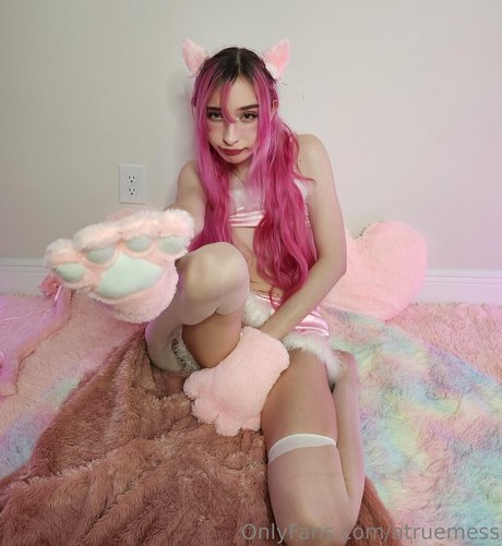 atruemess star nice photos