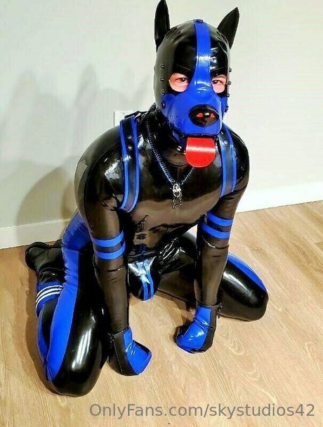 skystudios42 star exclusive photo