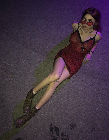 Layla Shapiro nude pornstar img