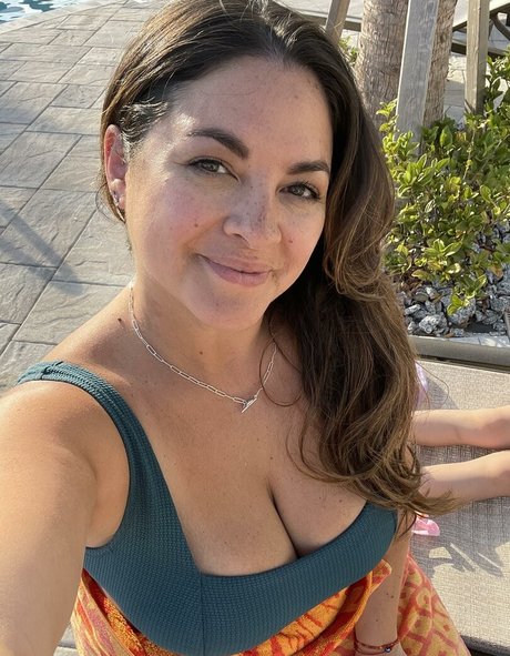 Bella Paz pornographic actress img