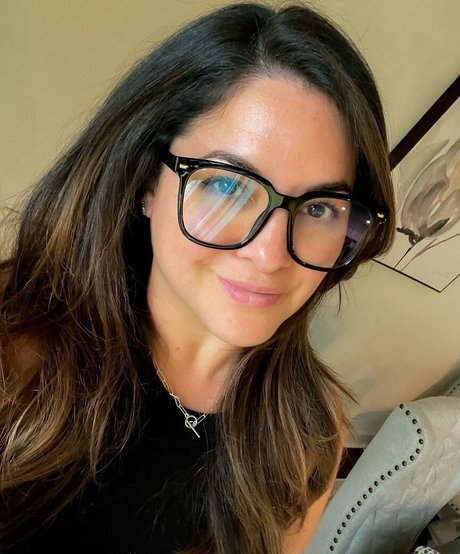 Bella Paz nice pornstar archive