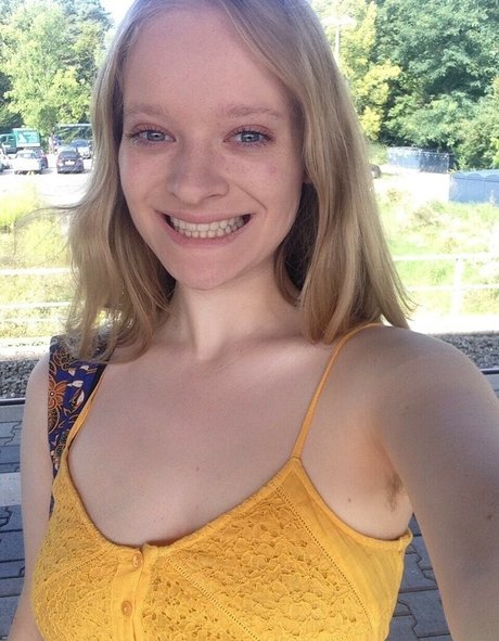 blackbloodridge pretty actress gallery