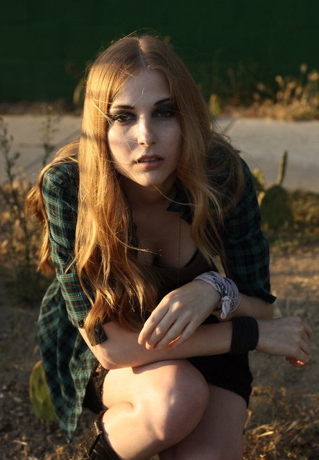 Stevie Wynne Levine star free image