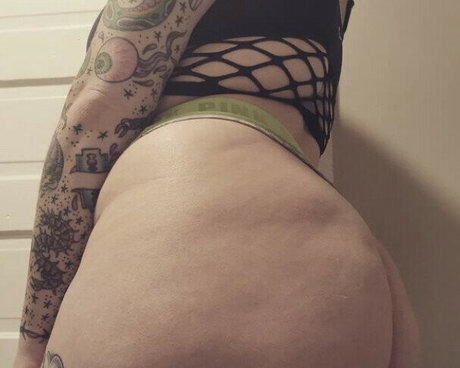 Abhor mistress pornstar nudes image