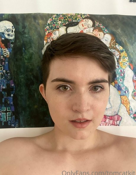 tomcatkit model xxx image