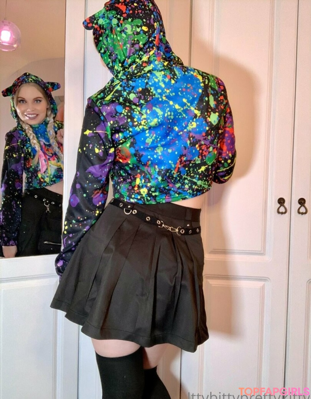 mature blonde onlyfans art naked archive