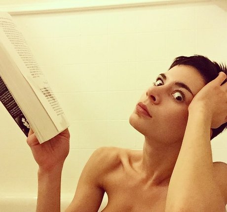 c antoinettemarie naked actress img