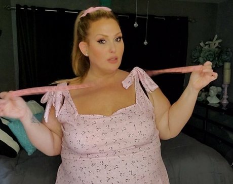 lindseefoxxx hd model pictures