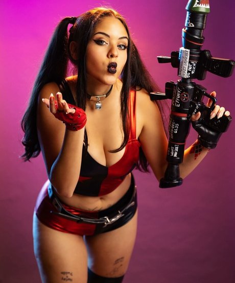 SnarkyJayCosplay model art archive