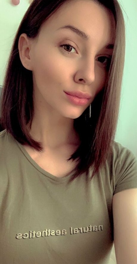 adelmorelproduction pornographic star images