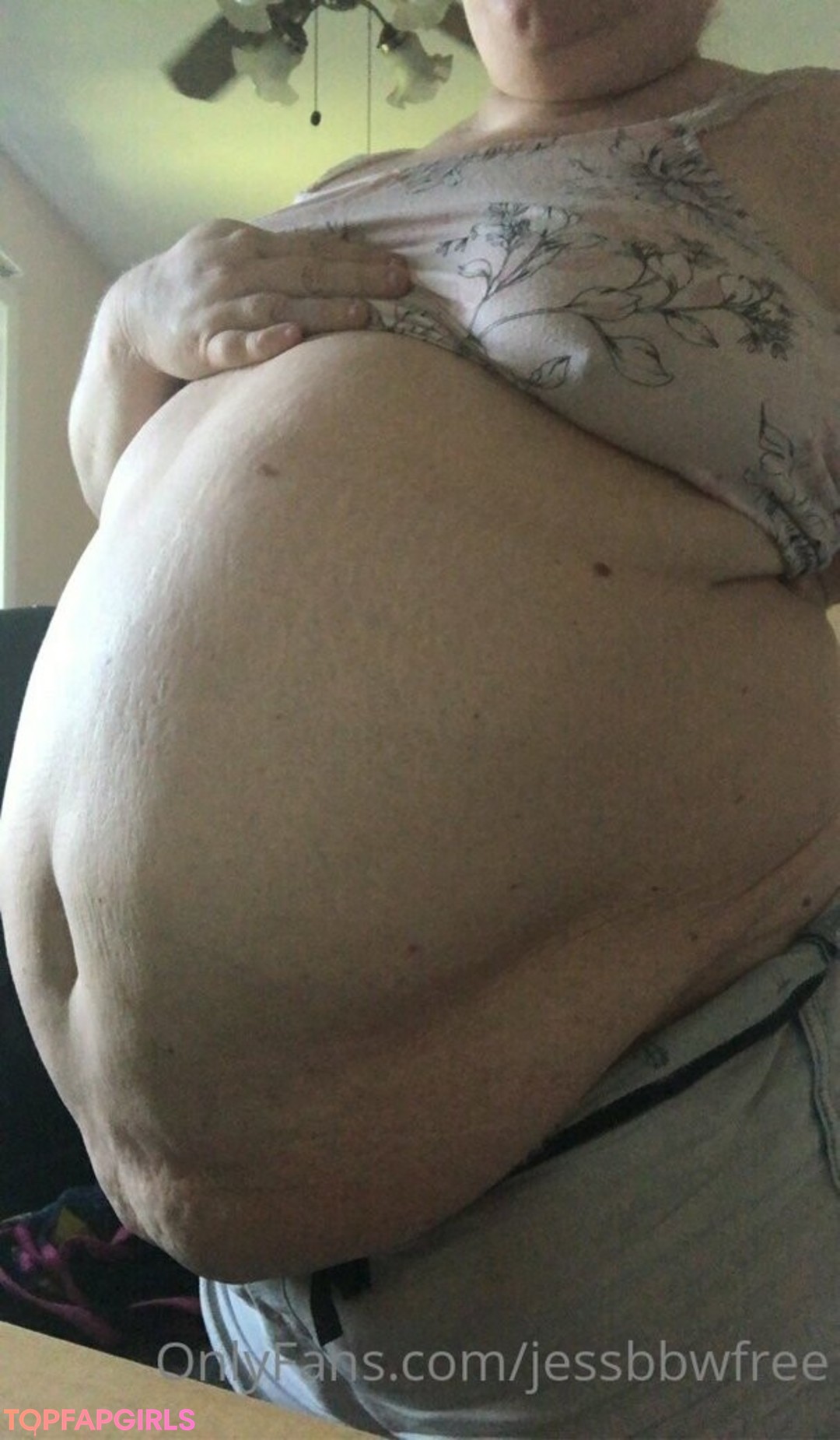 jessbbwfree model pornographic image