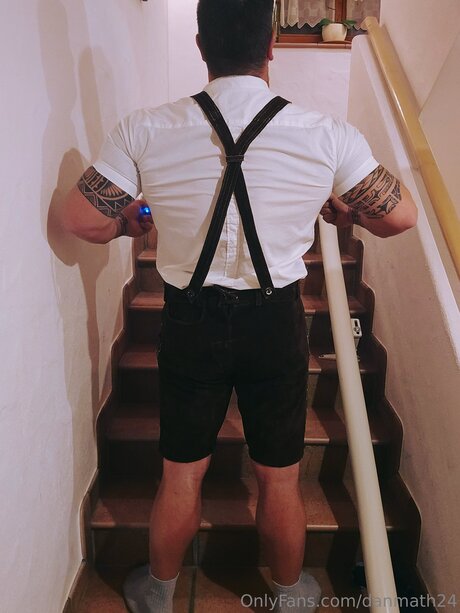 Danmath24 top model photo