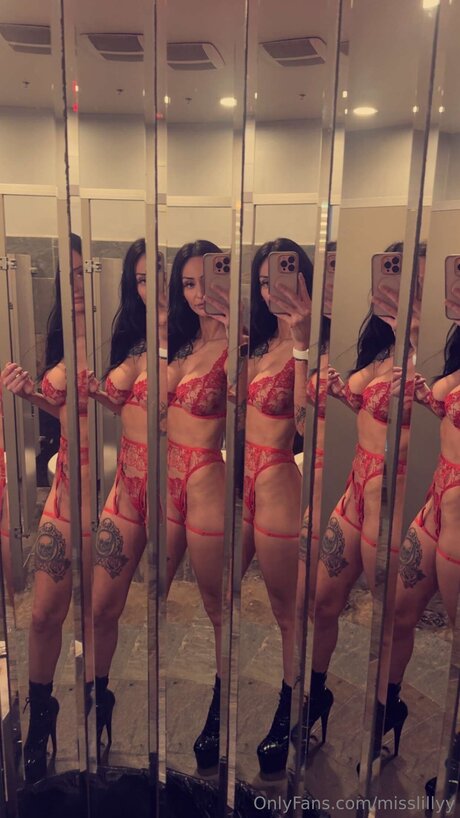 Misslillyy best star archive