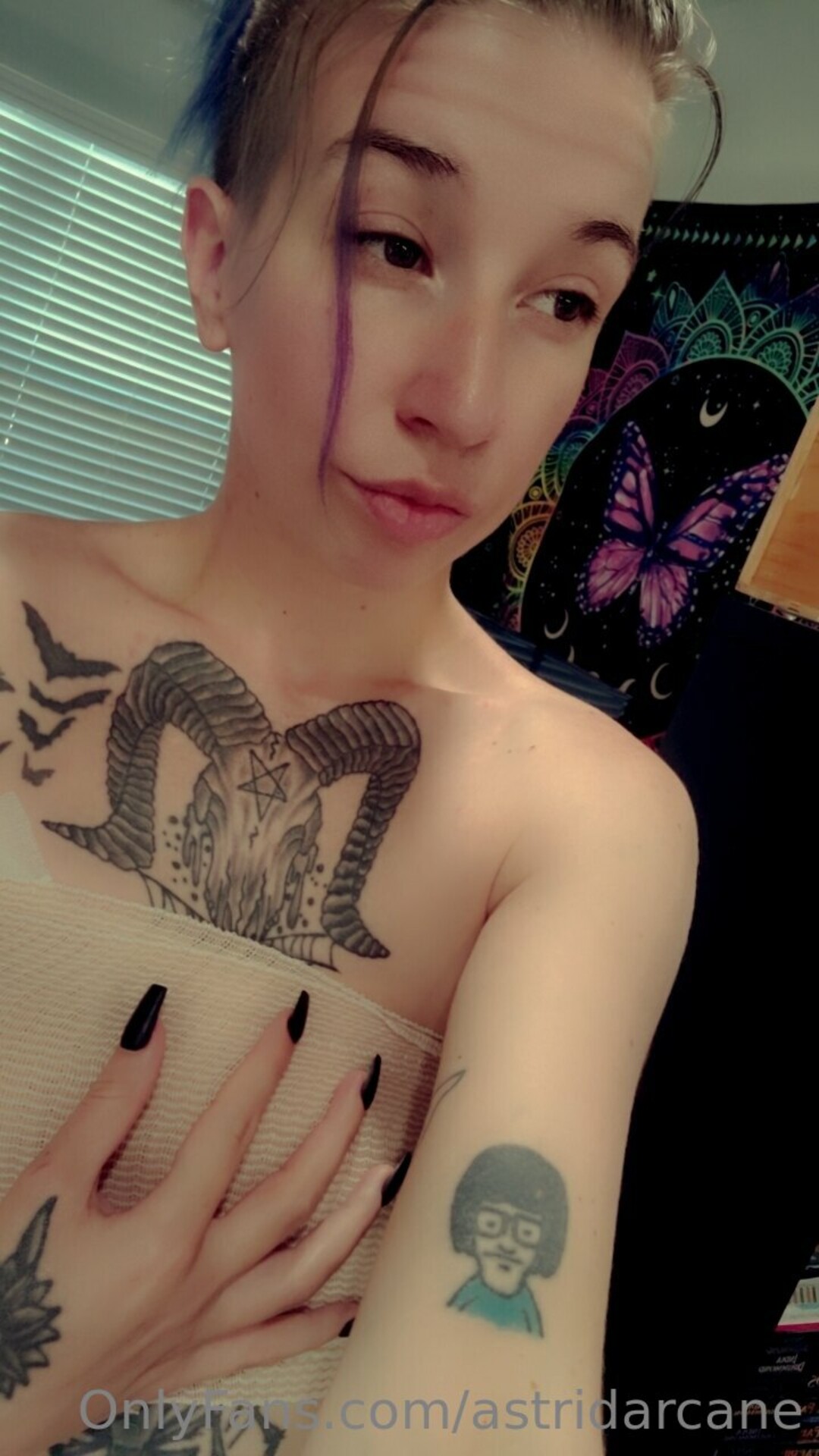 Astridarcane star nude pic