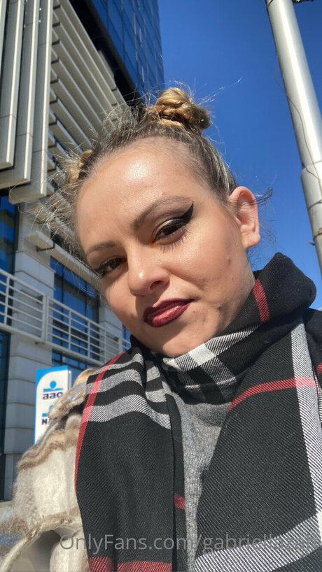 Briellasexret art star picture