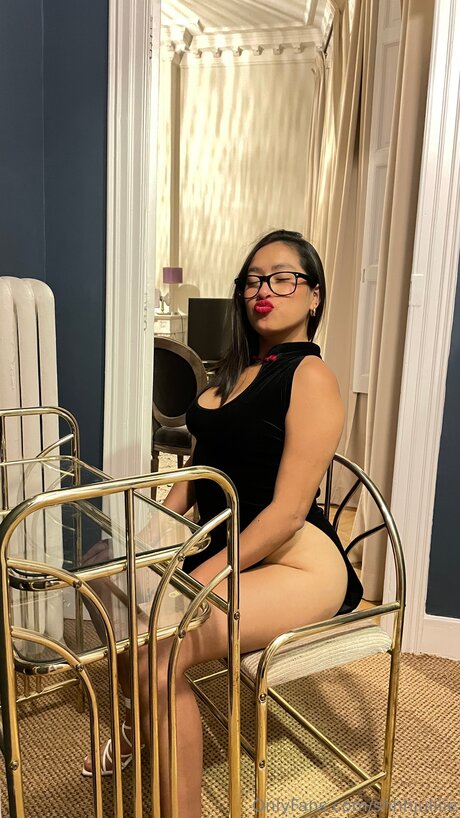 Shhhjuliiie pornstar hot pic