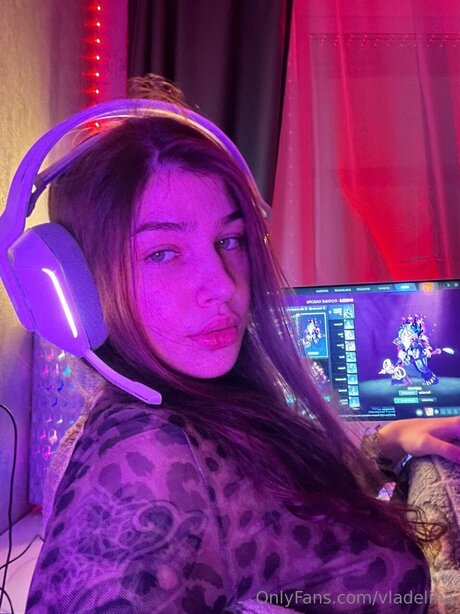 Vladelina top profile image