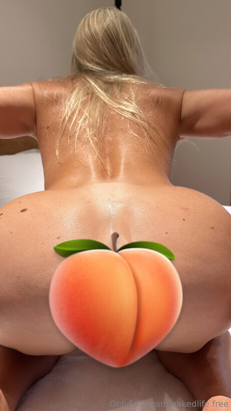 Nakedlife Free star erotic pictures