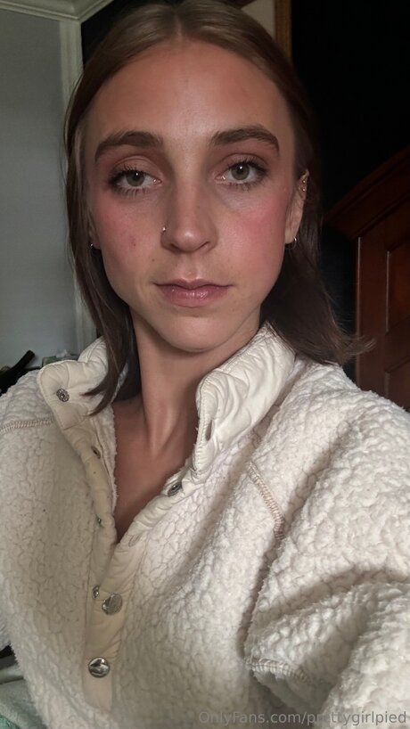 Naughtsoshhy model nice photos