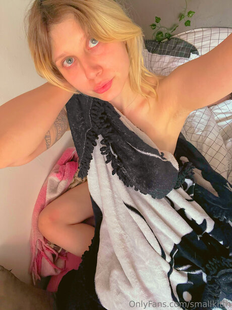 My Blushy Kittn Free best model pic