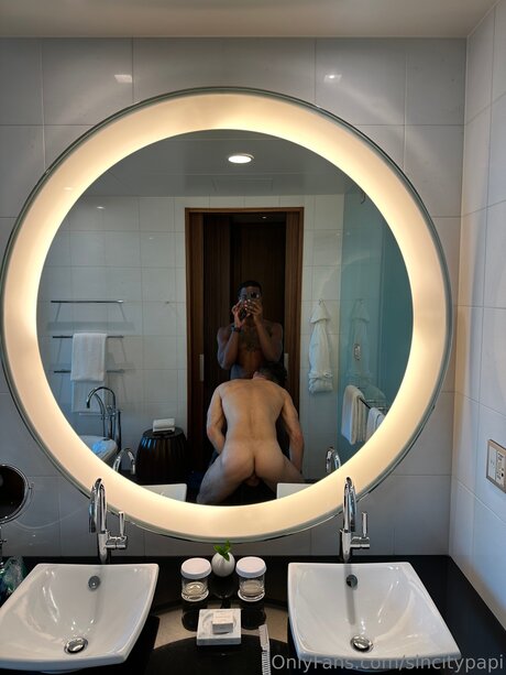 Sincitypapi star xxx galleries