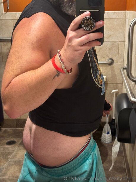 Yourdailybrent hd model img