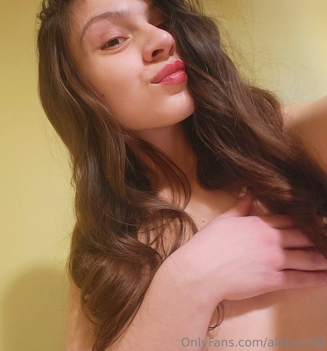 Aleksss99 porn model img