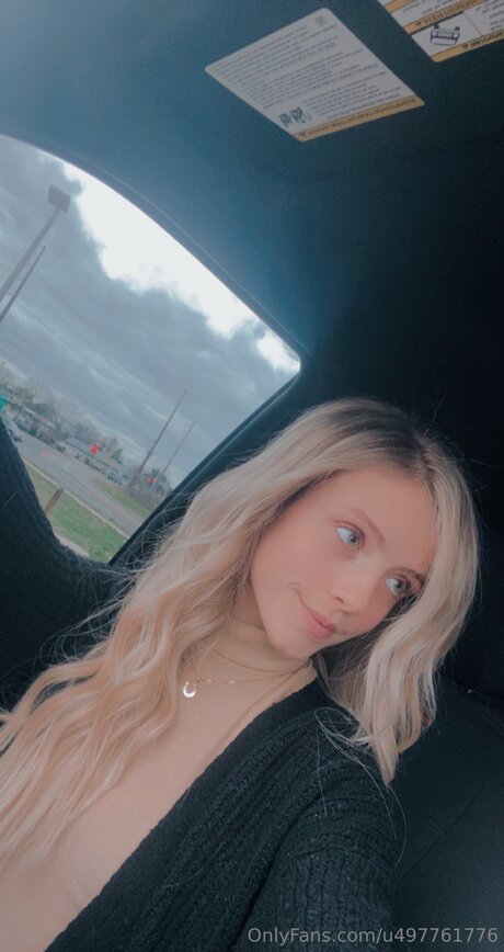 Fayeturner nude actress pic