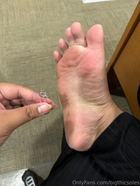 fat shemale onlyfans free naked picture