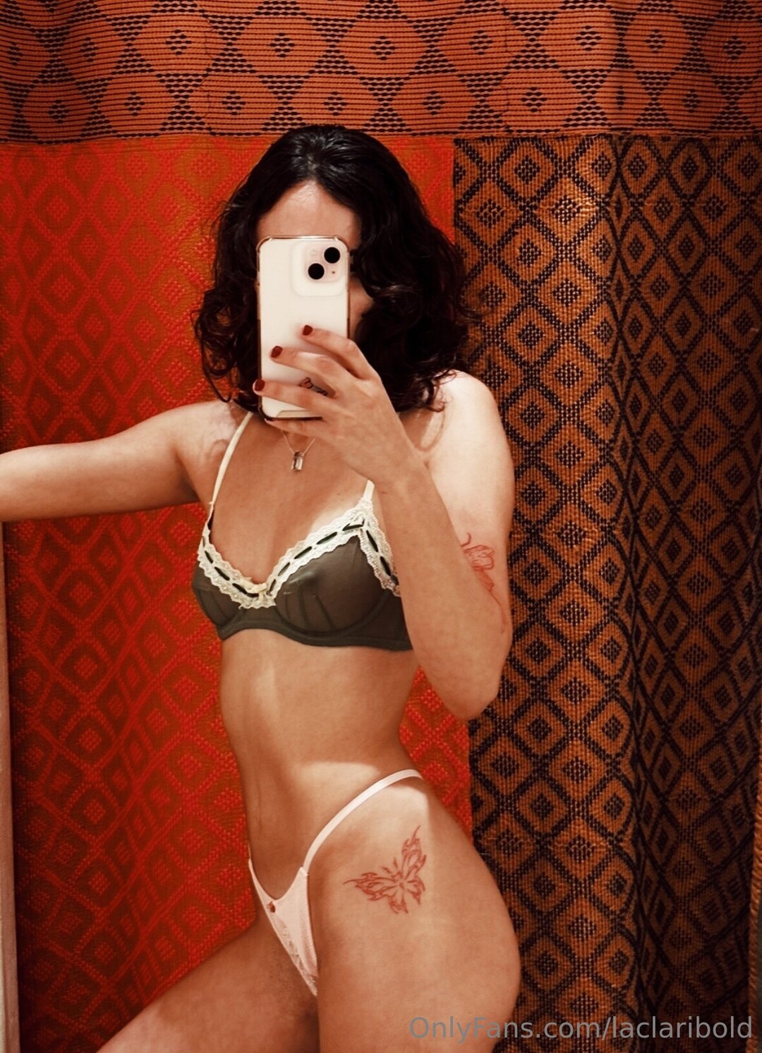 Laclaribold model free gallery