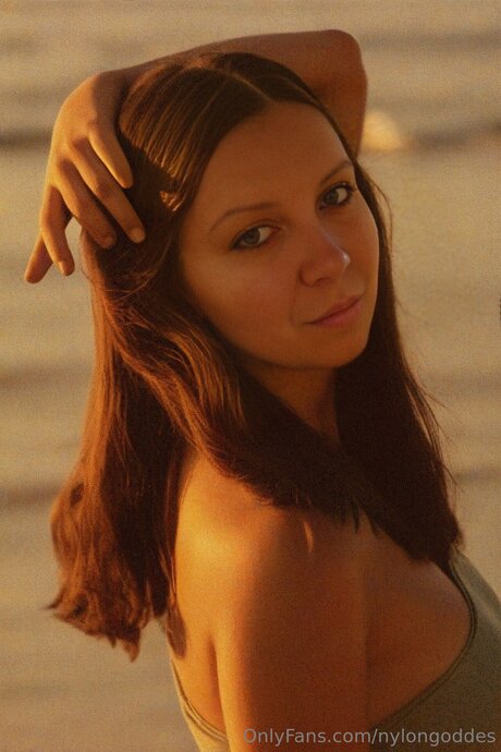 Nylongoddes star art pic