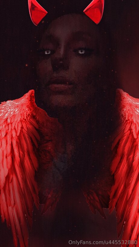 U445532880 erotic model gallery