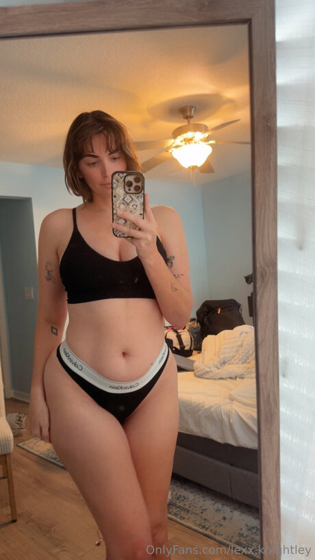 Lexx Knightley adult model images