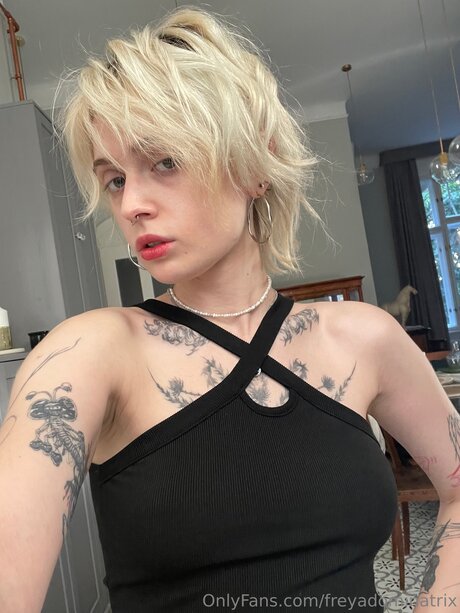 Freyadominatrix model pornographic image