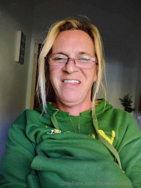 Blueeyesbabe80 free pornstar pic