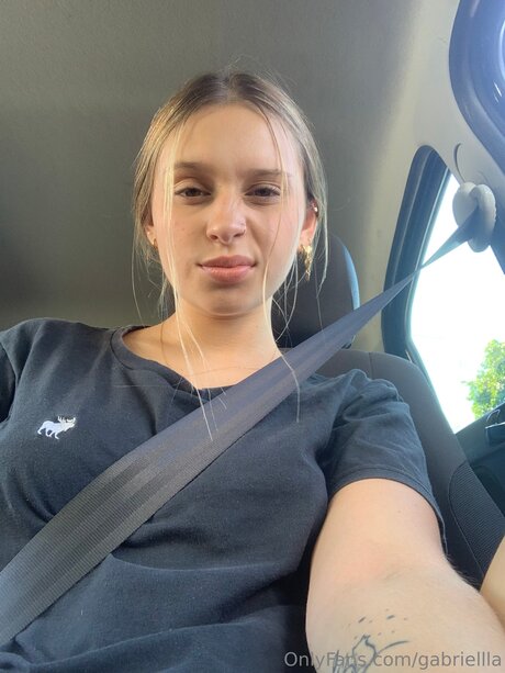 blonde onlyfans pretty img