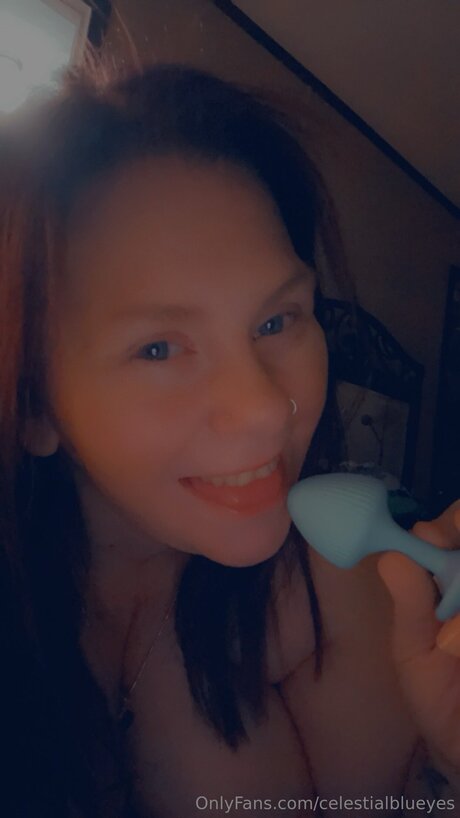 Blueyedkitten77 star exclusive archive