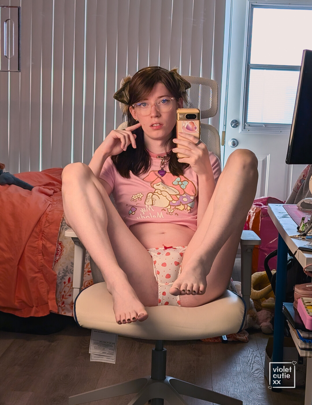 Violetcutie porn star img